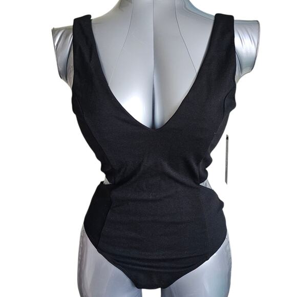 NWT Lulus Black Cutout Backless Bodysuit- Size S, Made in USA New with tags - Picture 2 of 7